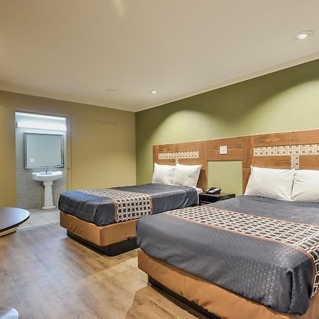 Budgetel Inn And Suites Ралі Екстер'єр фото